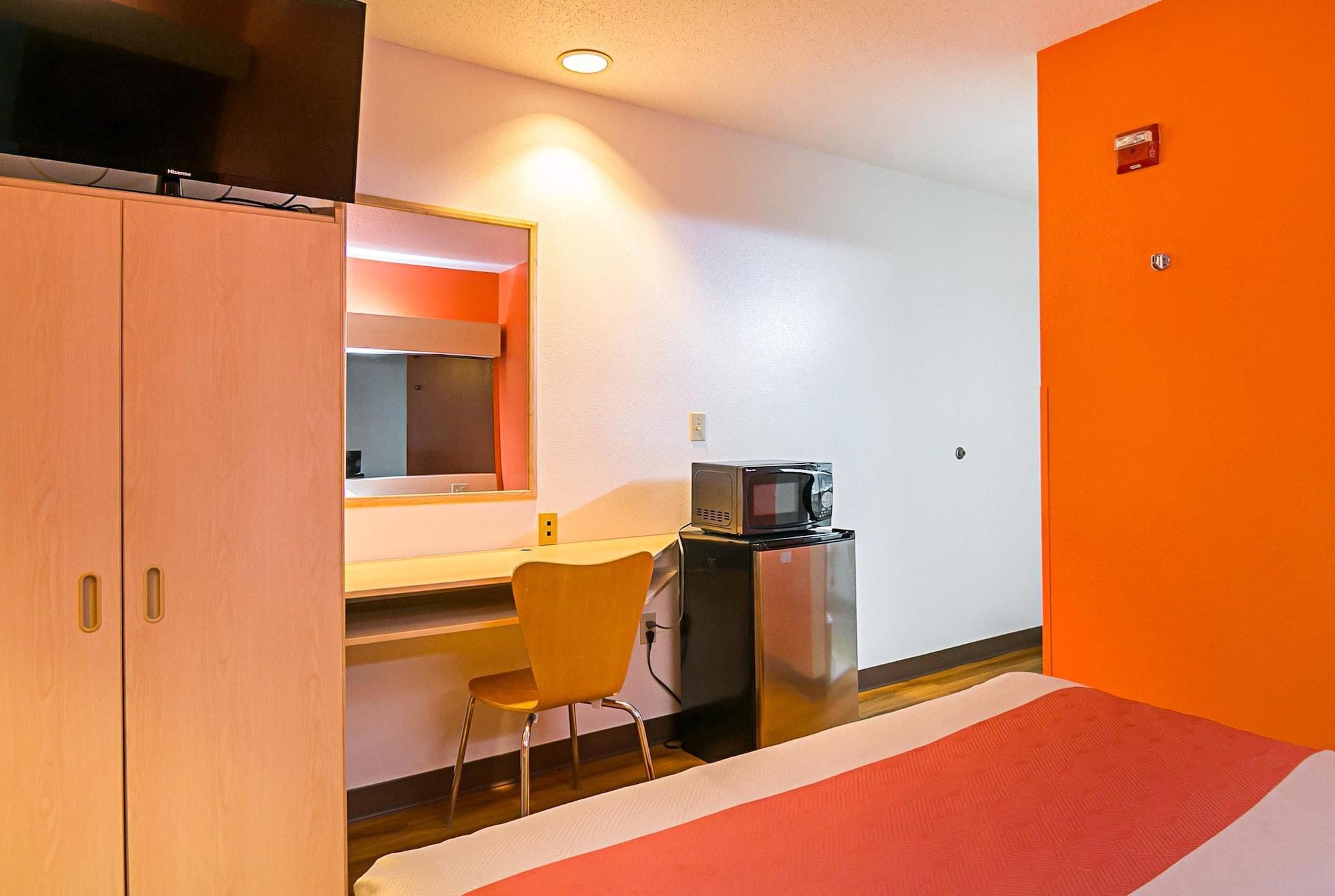 Motel 6-Sycamore, Il エクステリア 写真