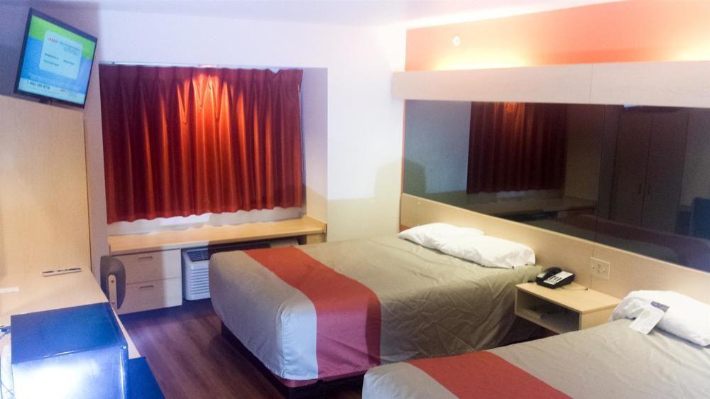 Motel 6-Sycamore, Il エクステリア 写真