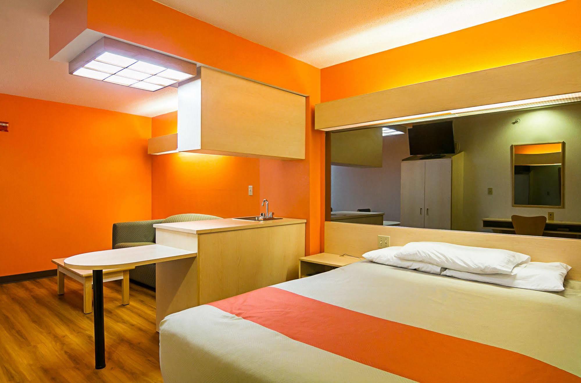 Motel 6-Sycamore, Il エクステリア 写真